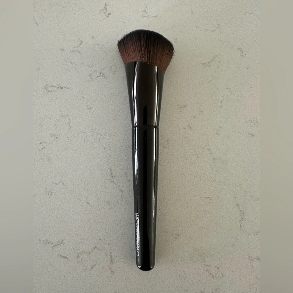 Laura Mercier Real Flawless Foundation Brush - Picture 2 of 6